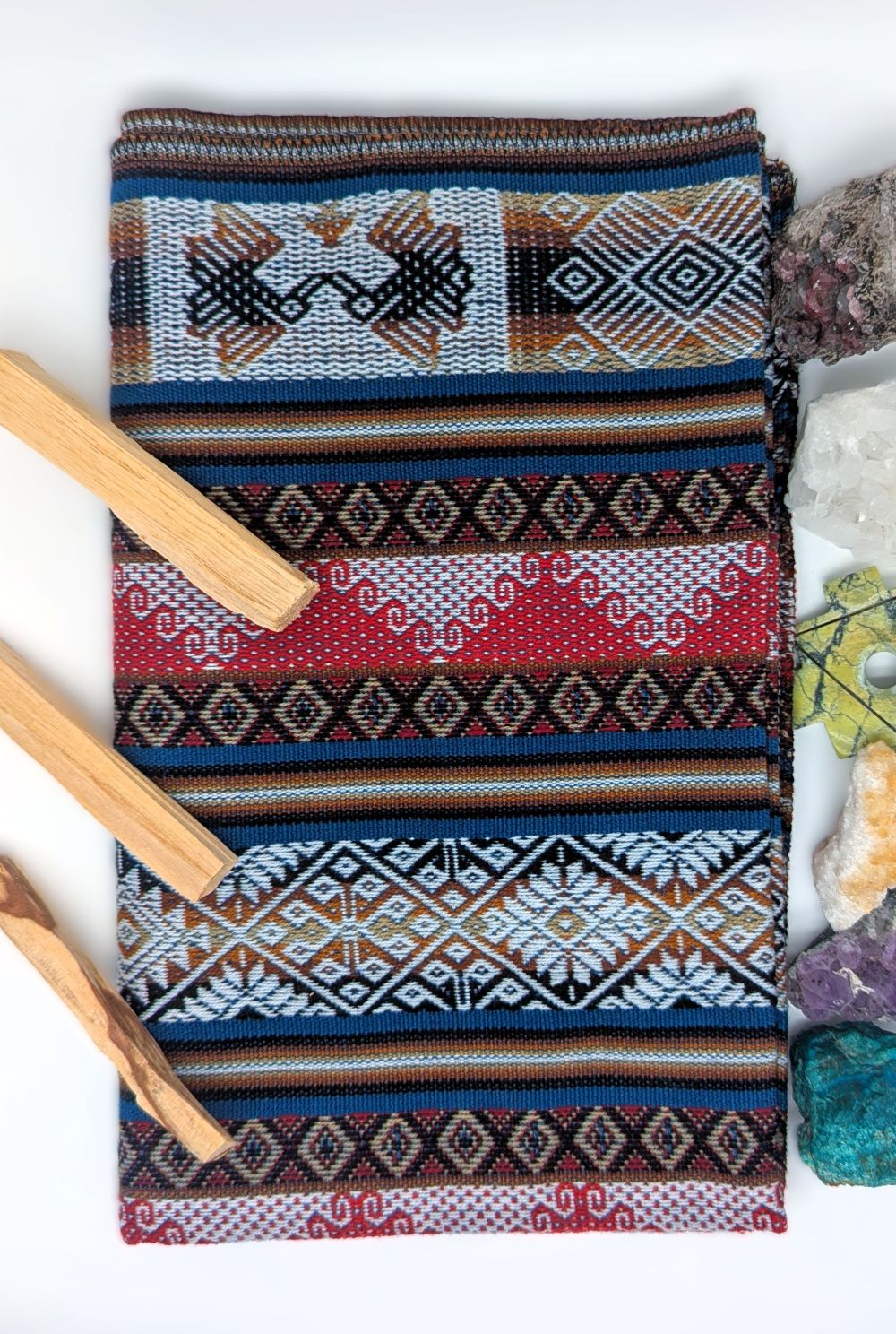 Tela Ritual Q'ero Mestana – Textil Andino Peruano Telar de Altar de Puno