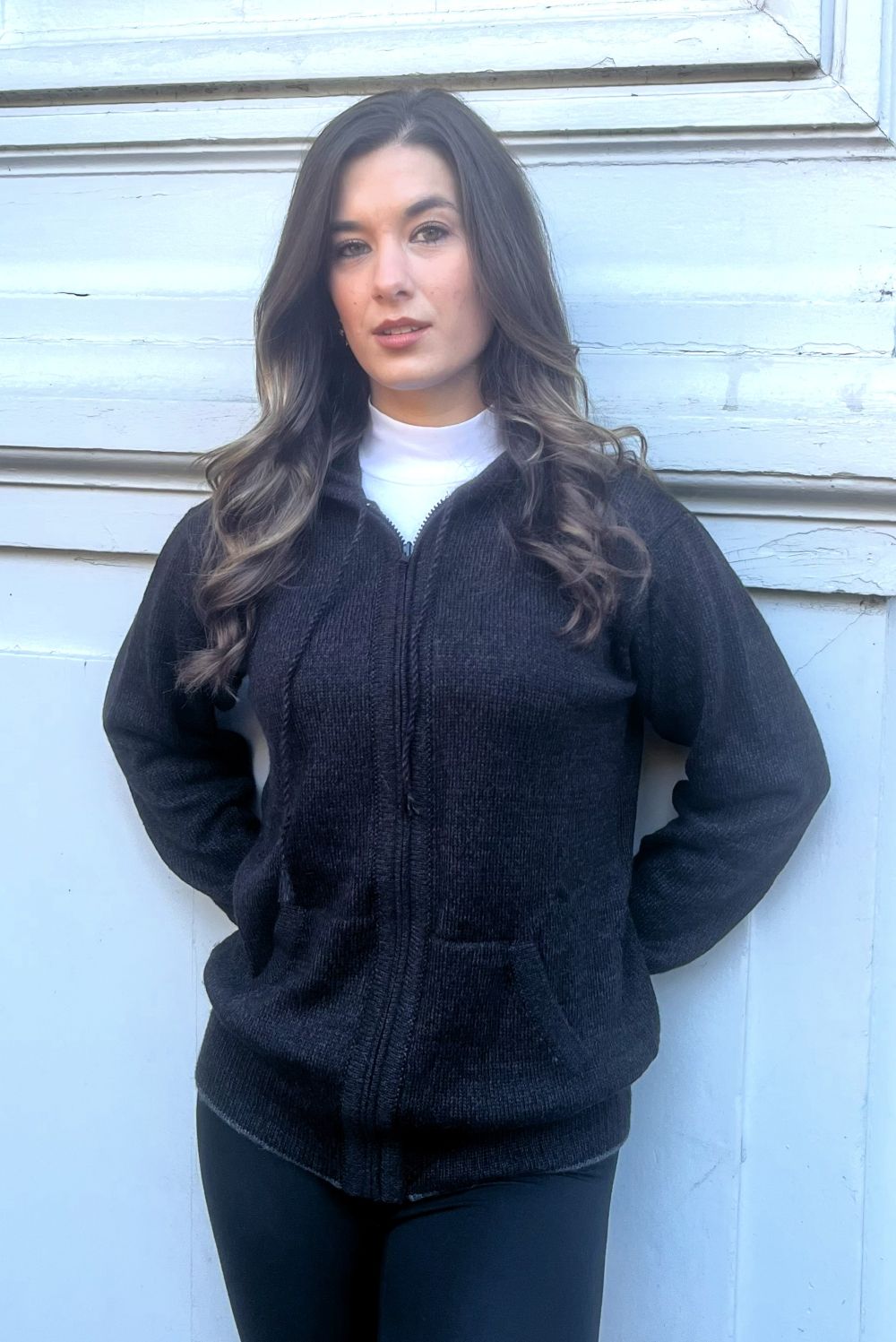 Chaqueta unisex de alpaca bebé con capucha y cremallera – Lujo ético 100 % natural