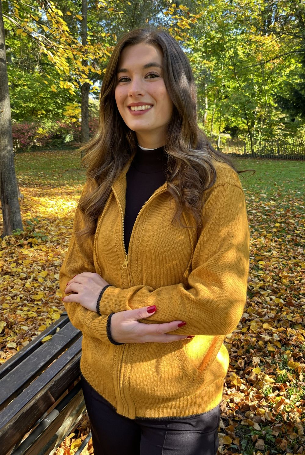 Chaqueta unisex de alpaca bebé con capucha y cremallera – Lujo ético 100 % natural