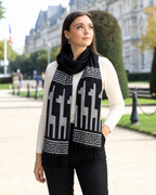 Châle en coton polaire noir – Sophistication intemporelle, âme andine – Collection Essence des Andes