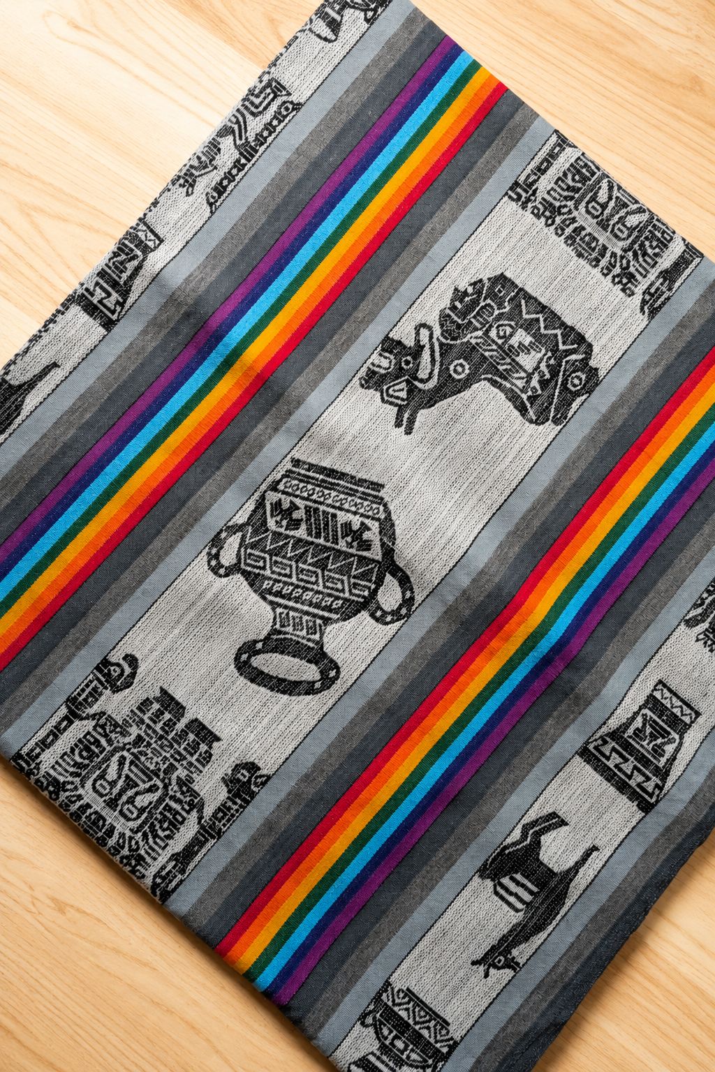 XL Handwoven Peruvian Textile | Pre-Inca Chimú Design in Cotton & Polyester — Wall Tapestry or Table Runner