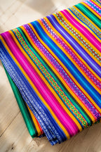 Tissu andin péruvien JAUJA | Aguayo rayé coloré au mètre – Textile inca authentique, personnalisable et issu du commerce équitable