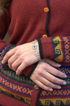 Cárdigan peruano 100% alpaca bebé – Chaqueta andina tejida a mano | Lujo ético de Perú