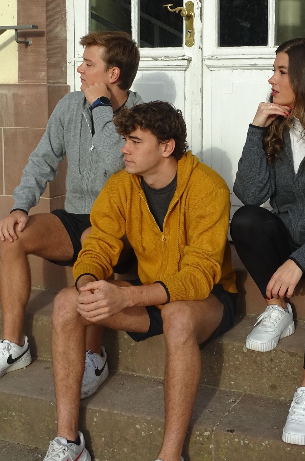 Chaqueta unisex de alpaca bebé con capucha y cremallera – Lujo ético 100 % natural