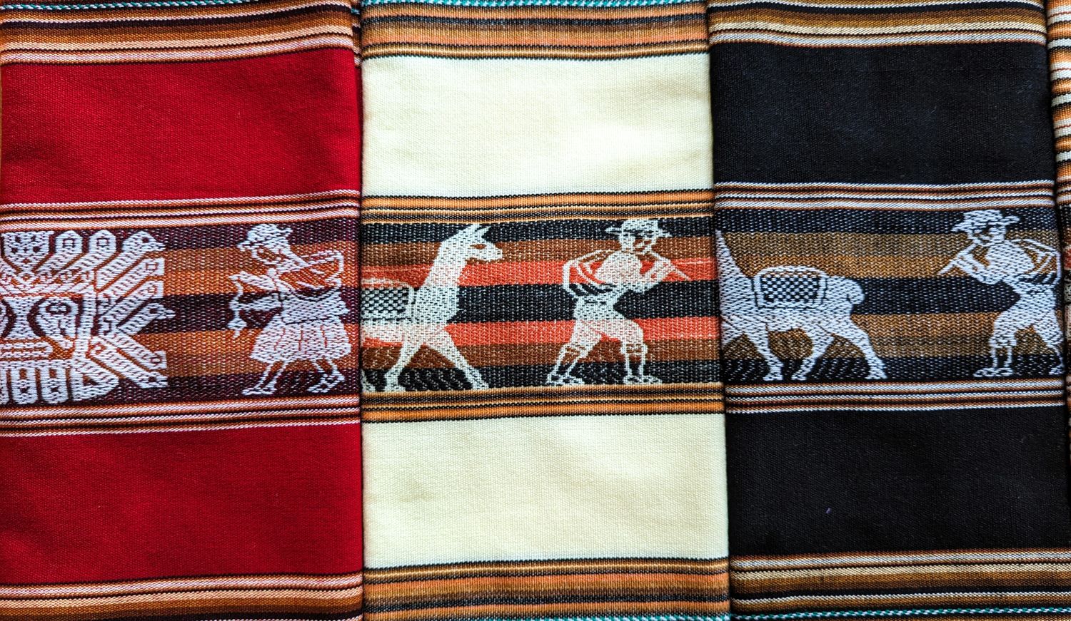 Símbolos Incas Mestana – Tela Ritual Andina Tejida a Mano para Altares, Meditación y Ceremonia