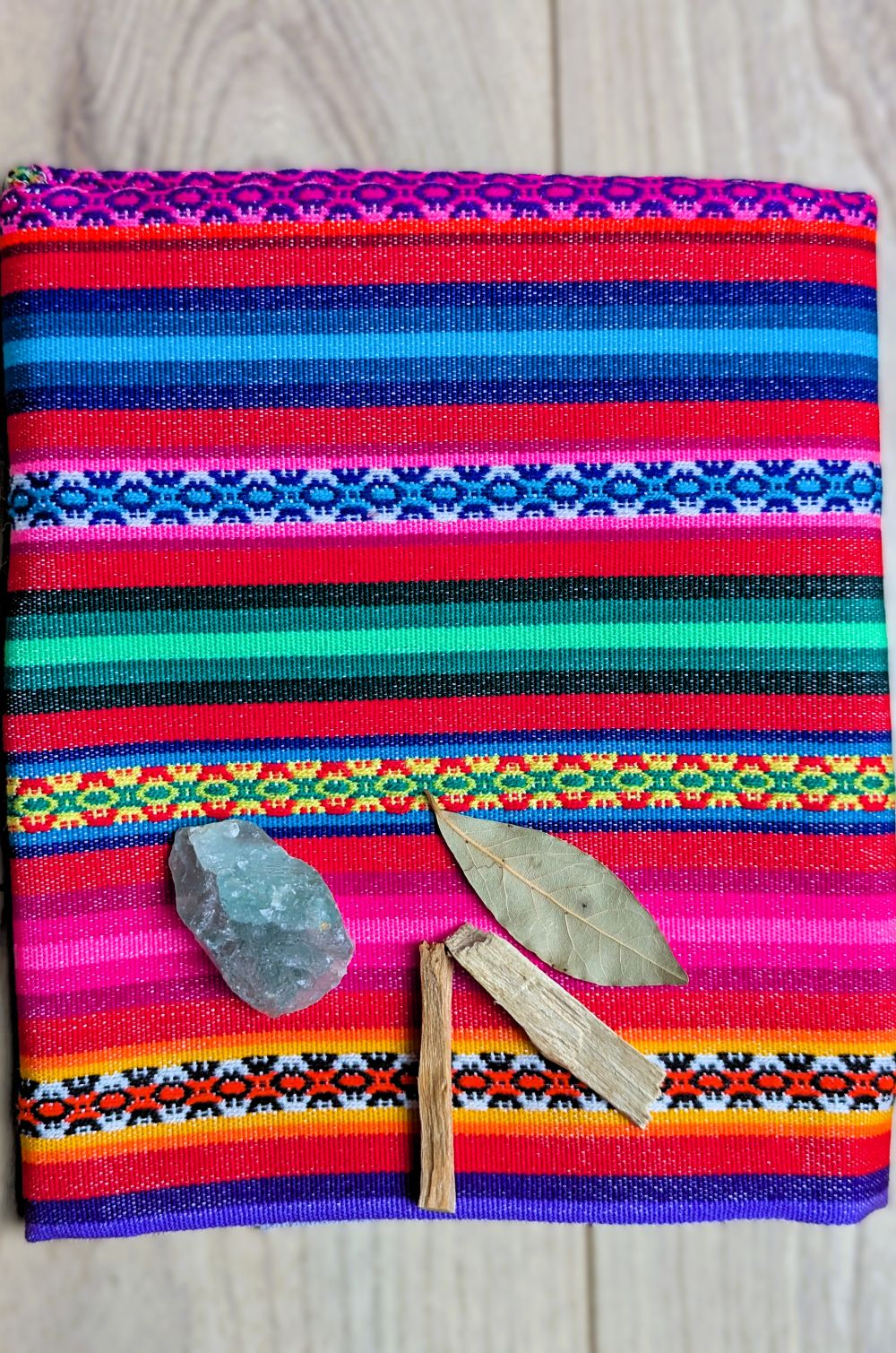 Mestana – Misa Andina Tejido Andino Peruano JAUJA | Manta de Altar Colorida Hecha a Mano de Perú