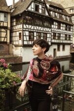 Peruvian Patterned Scarf-Shawl | Reversible Pink-DarkRed-Black | Inka Peruvian Pashmina - Image 4