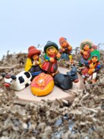 Handcrafted Peruvian Nativity Set - 8-Piece with Traditional Andean Hats - 6.8 cm Height