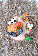 Handcrafted Peruvian Nativity Set - 8-Piece with Traditional Andean Hats - 6.8 cm Height - Image 5