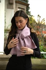Palo Rosa Baby Alpaca Scarf – Rose Heather with Grey and Camel Accents – Pure Andean Elegance - Image 2